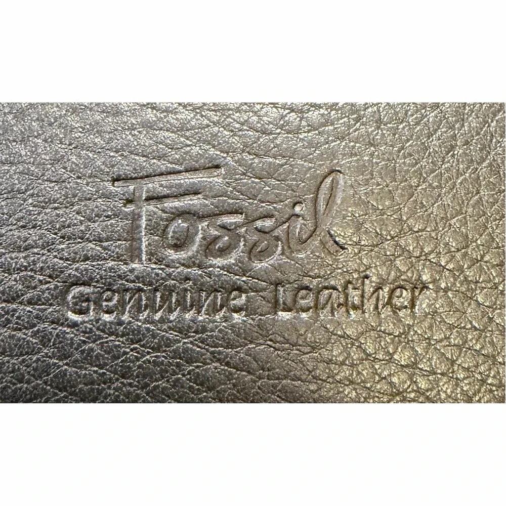 Fossil Wristlet Wallet Small Black Silver Toned Zip Strap